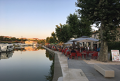 Restaurants beside the Canal du Midi Trebes